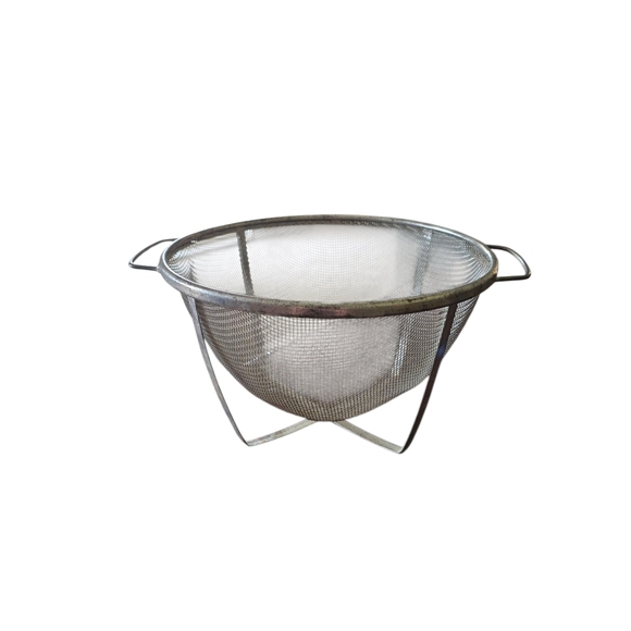 Vintage Mesh Strainer/Colander - Picture 1 of 3